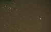 La cometa Machholz nei pressi delle Iadi. Foto scattata da Paolo Caponnetto alle 23.41 del 02/01/05 da Frasso Sabino con una Nikon digitale (D70), obiettivo 70 mm f/5.6, in parallelo su Celestron 8. Posa di 252 sec.
