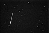 NEO ripreso da Frasso Sabino con una esposizione tale da farlo venire strisciato. Data 21 maggio 2005 dalle 20h46m50s alle 20h47m20s UT. Ripresa fatta con C8 a F/6.6 e CCD Meade. Campo inquadrato 12x20 primi d'arco. Autori: Roberto Haver e Roberto Gorelli